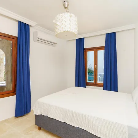 Tarus Mara * Kaş